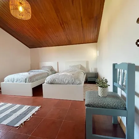 No Ceu - A Fully Private Flat In The Sky With Ocean View * アトウギア・ダ・バレイア