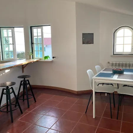 No Ceu - A Fully Private Flat In The Sky With Ocean View Daire