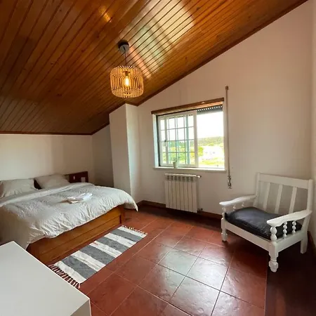 No Ceu - A Fully Private Flat In The Sky With Ocean View Daire
