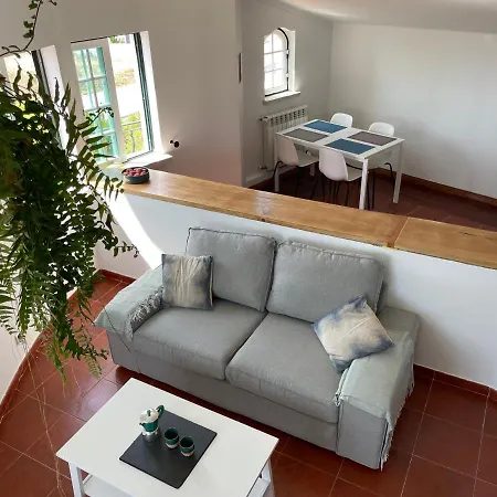 No Ceu - A Fully Private Flat In The Sky With Ocean View Daire