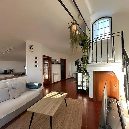 No Ceu - A Fully Private Flat In The Sky With Ocean View Apartmán