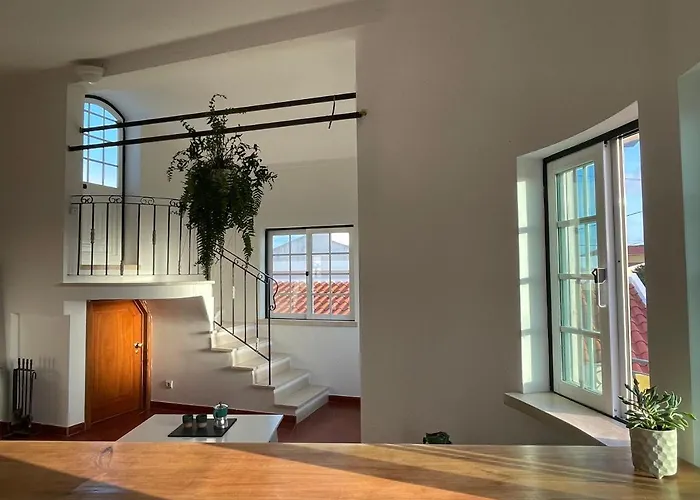 No Ceu - A Fully Private Flat In The Sky With Ocean View Апартаменты Атогиа-да-Балейя