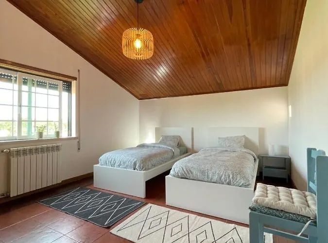 Appartamento No Ceu - A Fully Private Flat In The Sky With Ocean View Atouguia Da Baleia